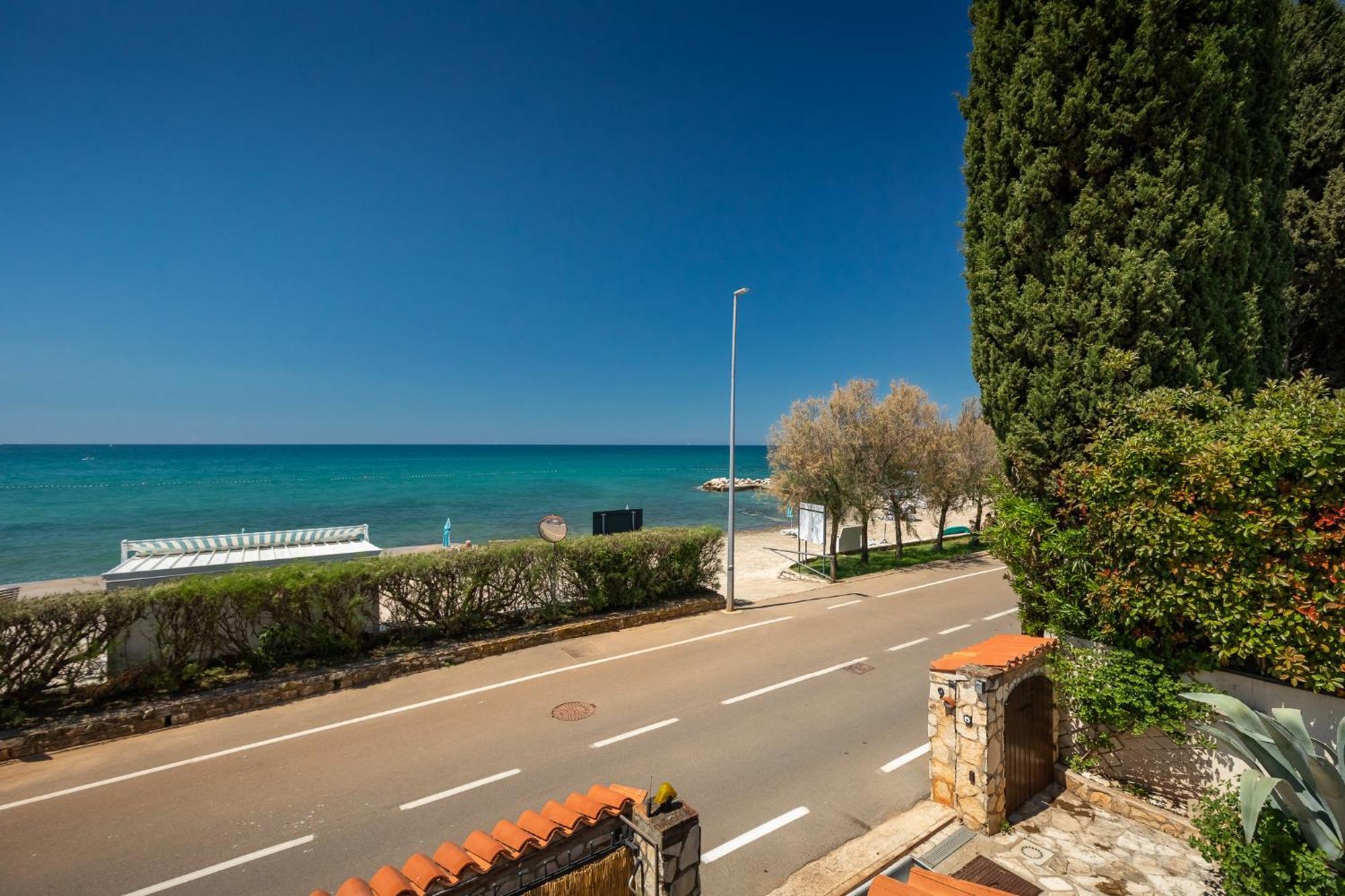 Sea Breeze Villa Poreč Exterior foto